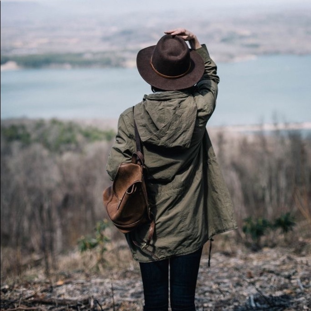 Meet your Posher, Julia